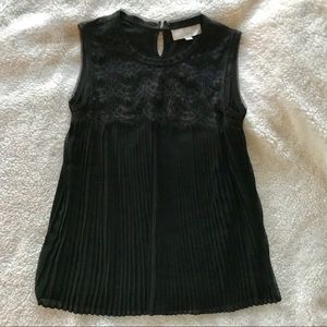 Ann Taylor Sleeveless blouse